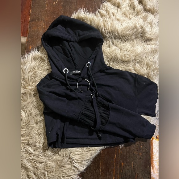 Disturbia cropped goth hoodie with metal hardware and mesh elbow - Picture 2 of 4